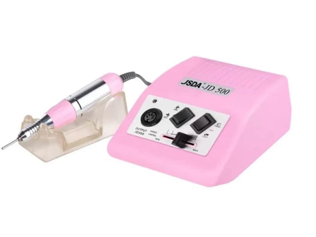 Frezarka do paznokci do domu: Jak wybrać najlepszą dla początkujących?